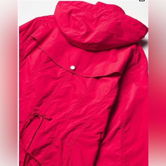 Cole Haan Women's Signature Packable Rain Jacket - Medium - Picture 4 of 7